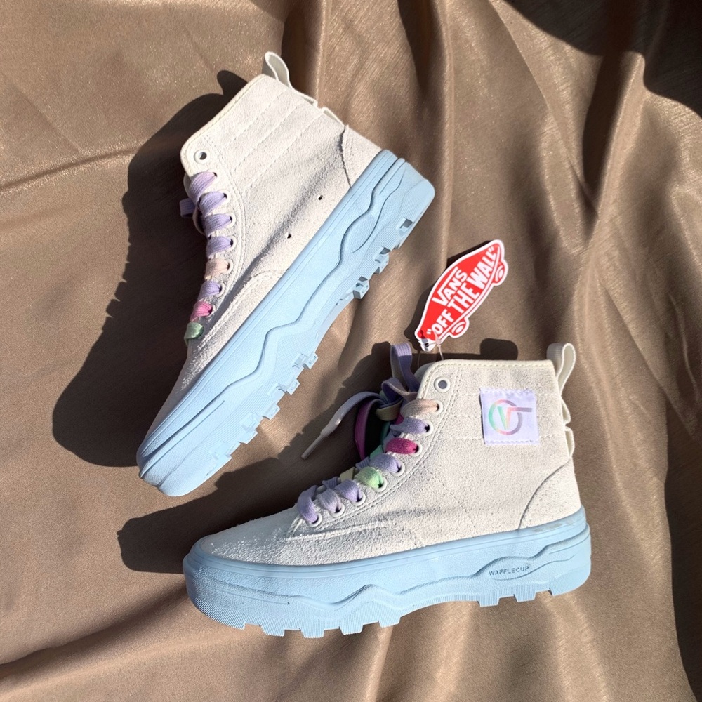 Nwt Vans Sentry WC Pastel Pop High Top Sneakers